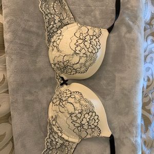 Victoria Secret Dream Angels 36c